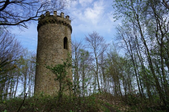 Zur Kahlen Wart & dem Wartturm bei Hüllhorst